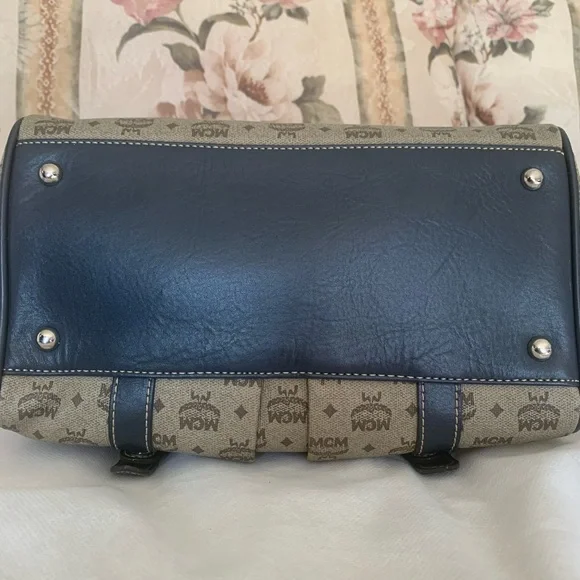 MCM limited boston’s bag - Picture 7 of 11